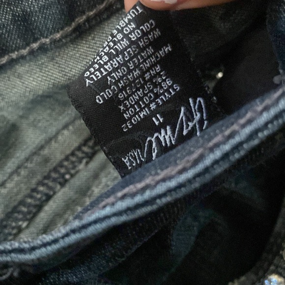 Woman’s itzme jeans, size 11! - Picture 3 of 4